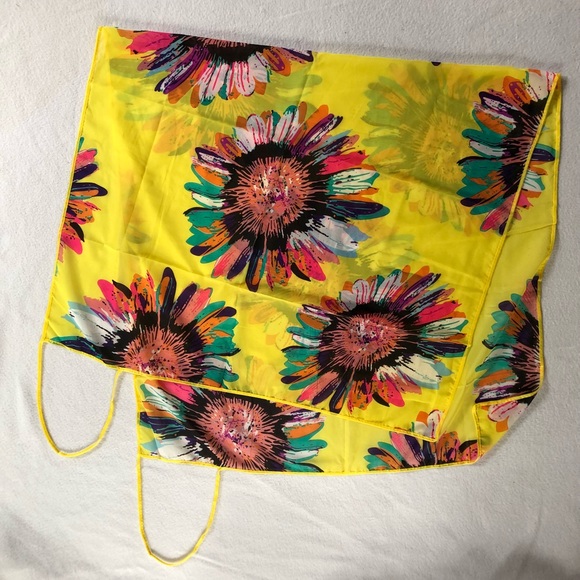 NWOT Yellow Floral Scarf Sarong Wrap Swim Cover - Picture 5 of 5